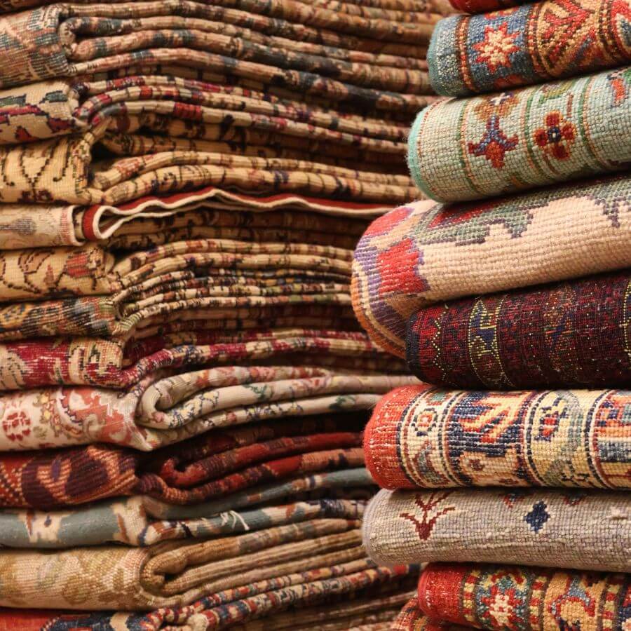 How to buy a hand-knotted rug without being taken